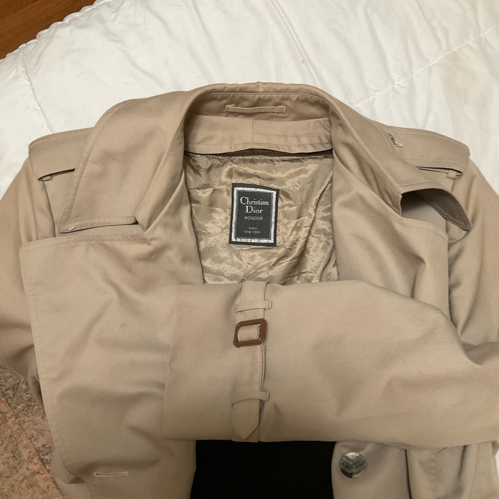 Dior Tan Trench Coat with Elegant Style